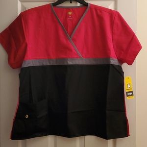 WondeWink Origins Scrub Top